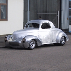 41 Willys Coupe Aluminum body, Step 2 class
