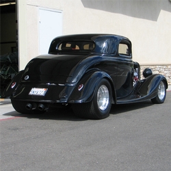LAZZE's own 33' 3W Coupe